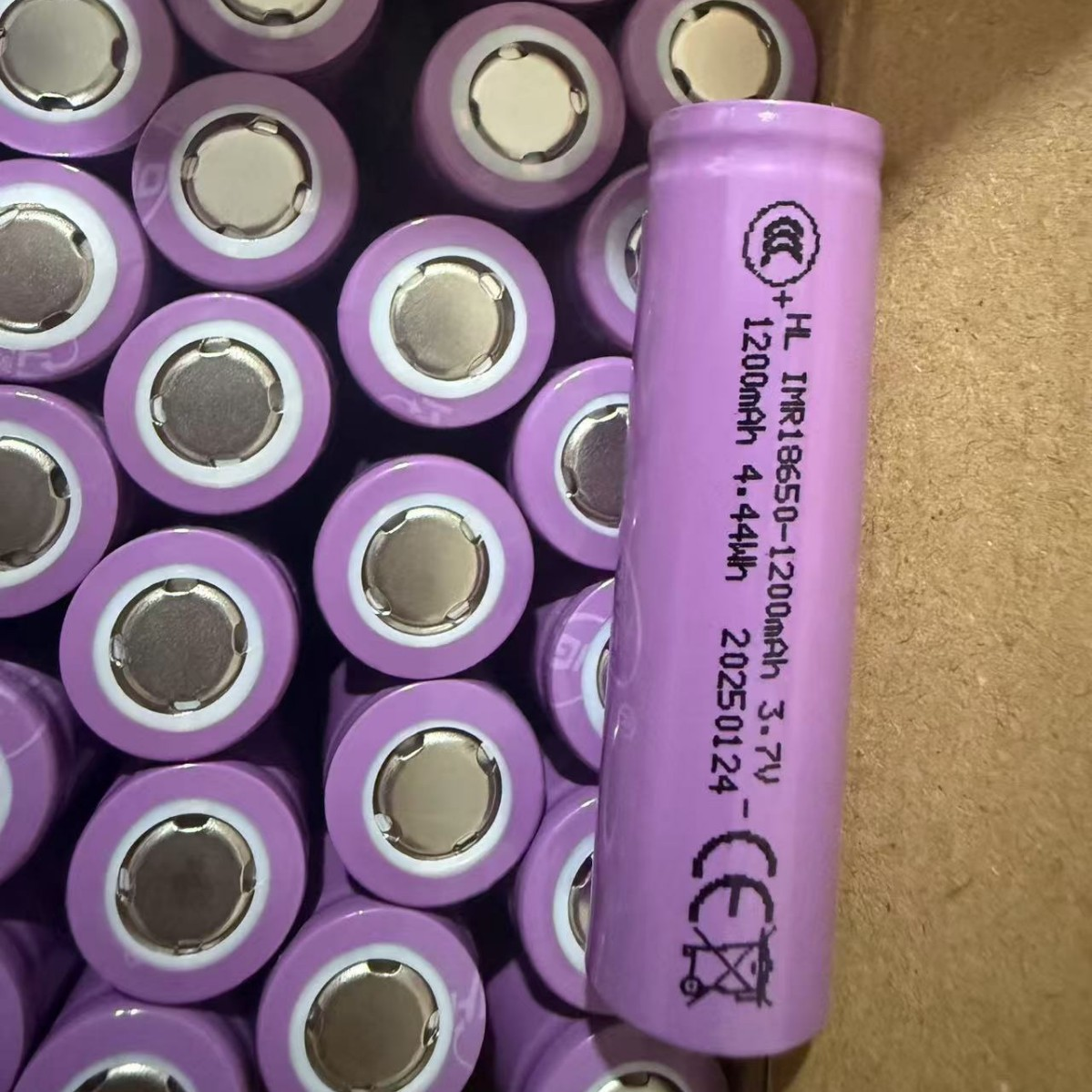 Genuine 18650 Rechargeable Bat - Vape Battery 18650 recensione e prezzo