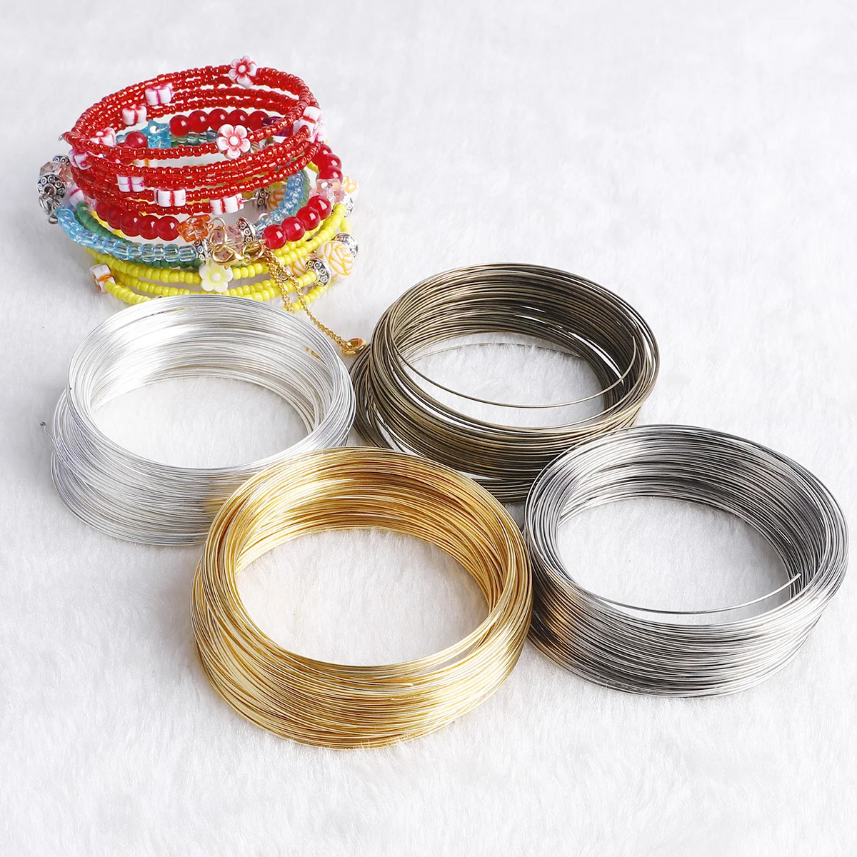 100Loops 0.6mm Memory Wire Bra - Coil Building Kit recensione e prezzo