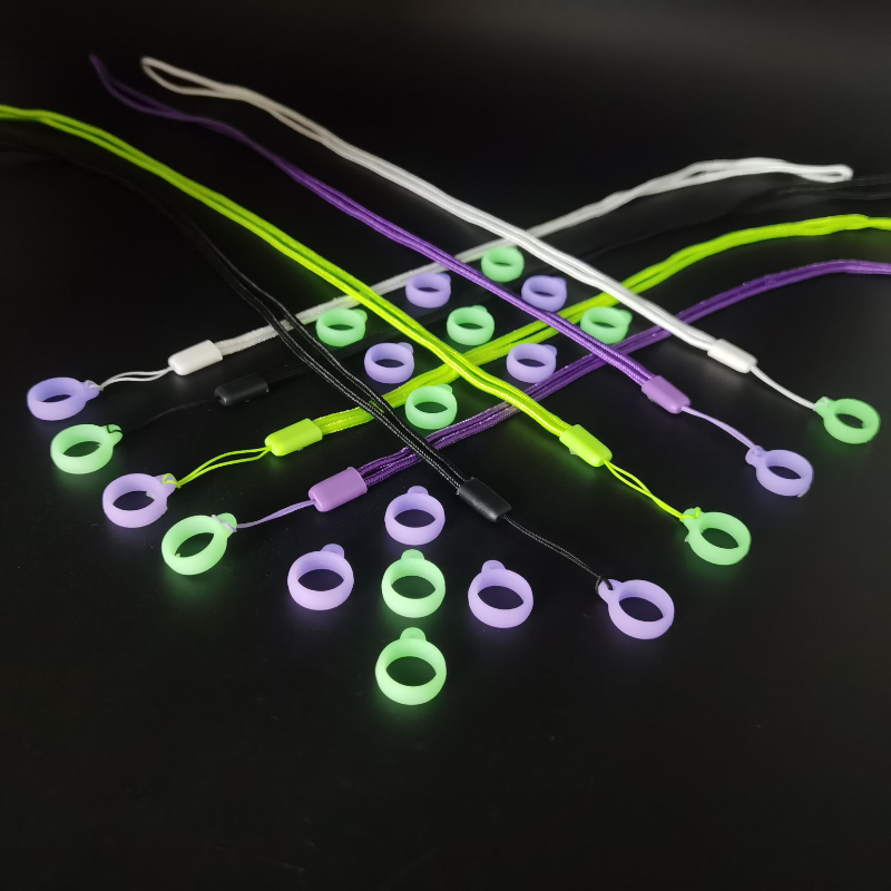 Multi-Color E-cigarette Lanyar - Vape Band Silicone recensione e prezzo